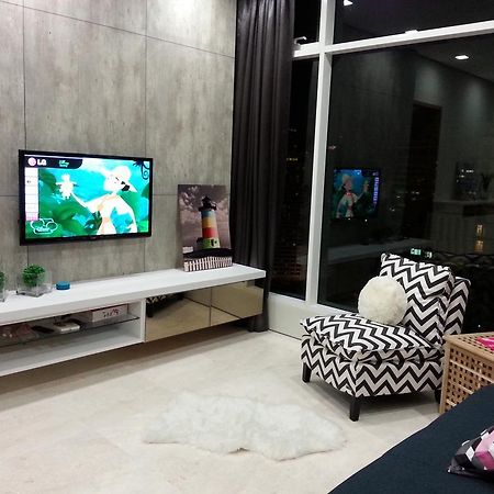 Kl101​ ​Service Suite​ ​​At Soho Suites Klcc Куала-Лумпур Екстер'єр фото
