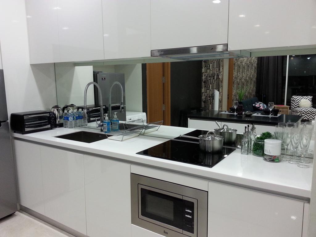 Kl101​ ​Service Suite​ ​​At Soho Suites Klcc Куала-Лумпур Екстер'єр фото